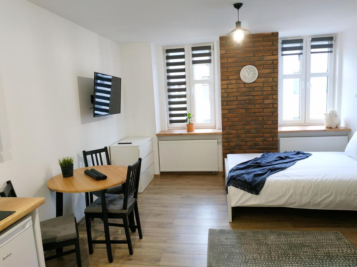 Theapartments Radwanska Łódź Buitenkant foto