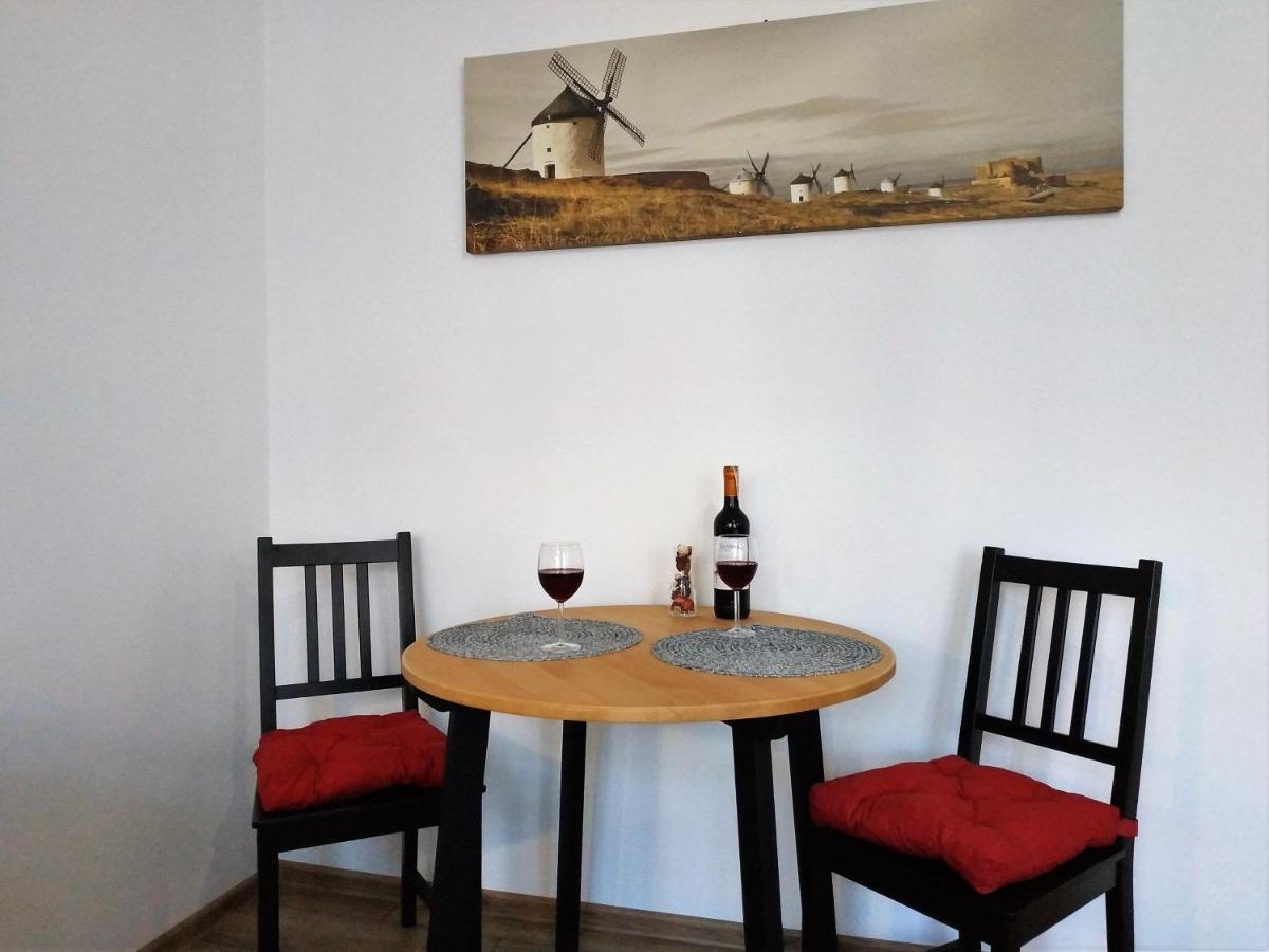 Theapartments Radwanska Łódź Buitenkant foto